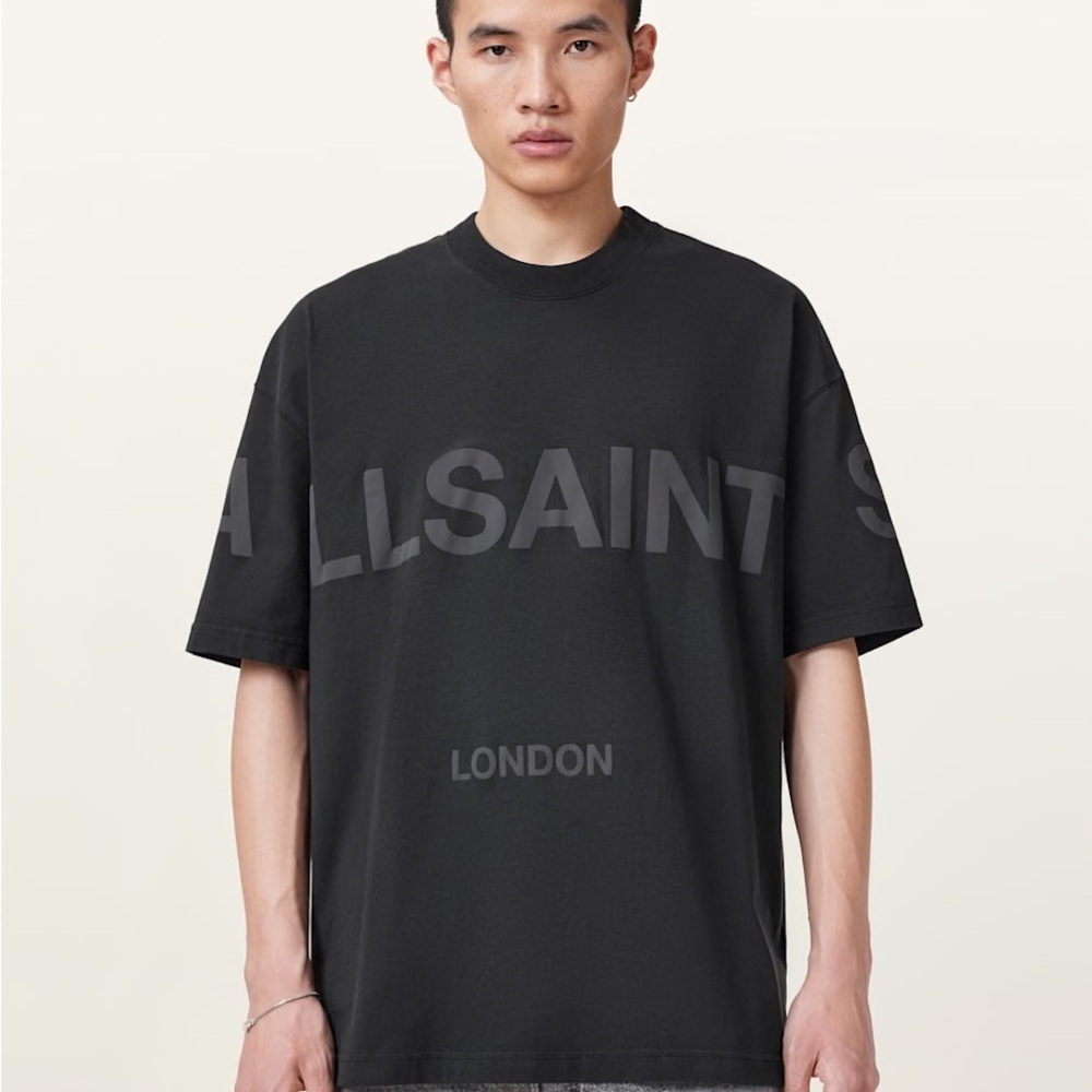 All SAINTS  BIGGY OVERSIZED LOGO PRINT T-SHIRT (will sell fast)